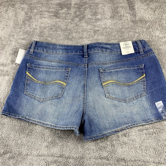 SO Stretch Shorts Womens 15 Blue Low Rise Shortie 2.5 Inch NWT - Picture 11 of 14
